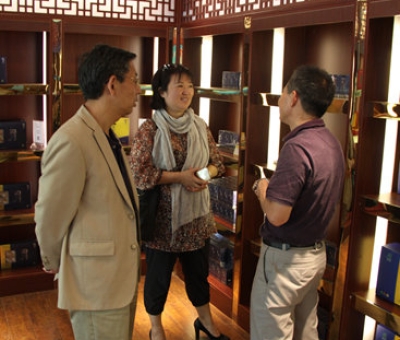 中國(guó)民族經(jīng)濟(jì)對(duì)外合作促進(jìn)會(huì)秘書長(zhǎng)楊柳蒞臨仙客來(lái)公司視察