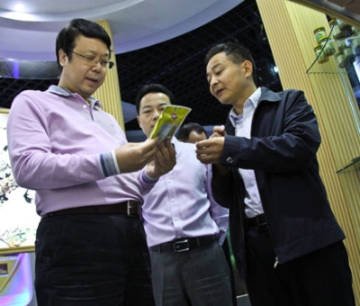 九江市委常委、副市長趙玉剛蒞臨仙客來公司調(diào)研