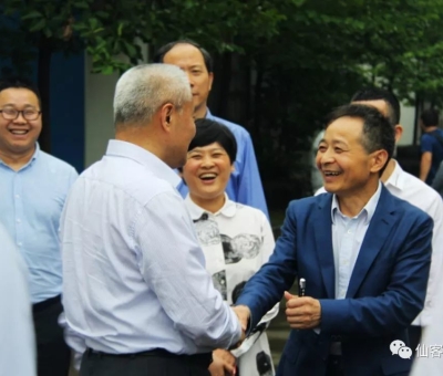 全國政協(xié)副主席、九三學社中央常務副主委邵鴻一行蒞臨仙客來生物科技有限公司視察調研。