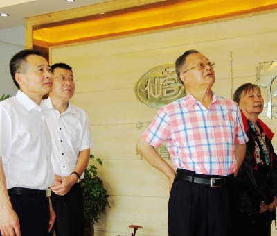 推進(jìn)農(nóng)業(yè)發(fā)展抓好生產(chǎn)落實(shí)，仙客來(lái)因?yàn)樗牡絹?lái)備受鼓舞！